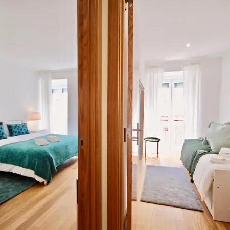 Akicity Santos Solar Apartment Lisbon